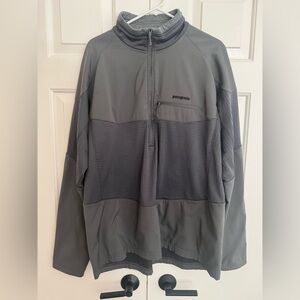 Patagonia Men's Two-Tone Gray Performance Jacket